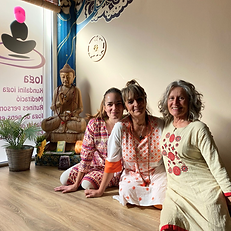 profesoras de yoga en esparreguera