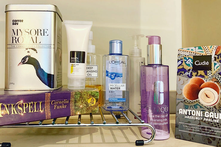 Image showing a range of cleansers of face washes, including AccuFix Salicylic Acid Cleanser, L'Óreal Micellar Water, Clinique take the day off cleansing milk, DHC Deep Cleansing Oil and Kaeso