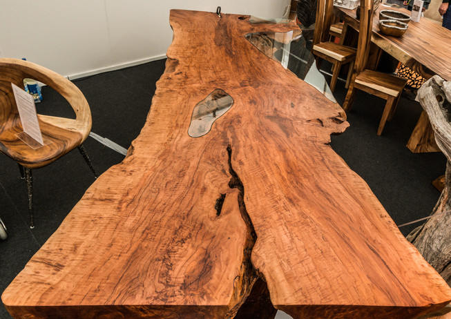 Tisch Lycheeholz mit Glaseinsatz
