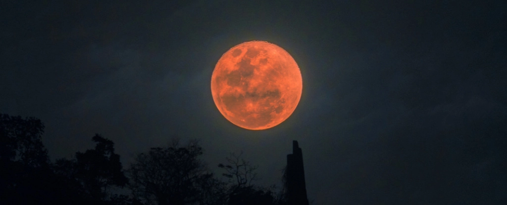 TotalBloodMoonEclipse.webp