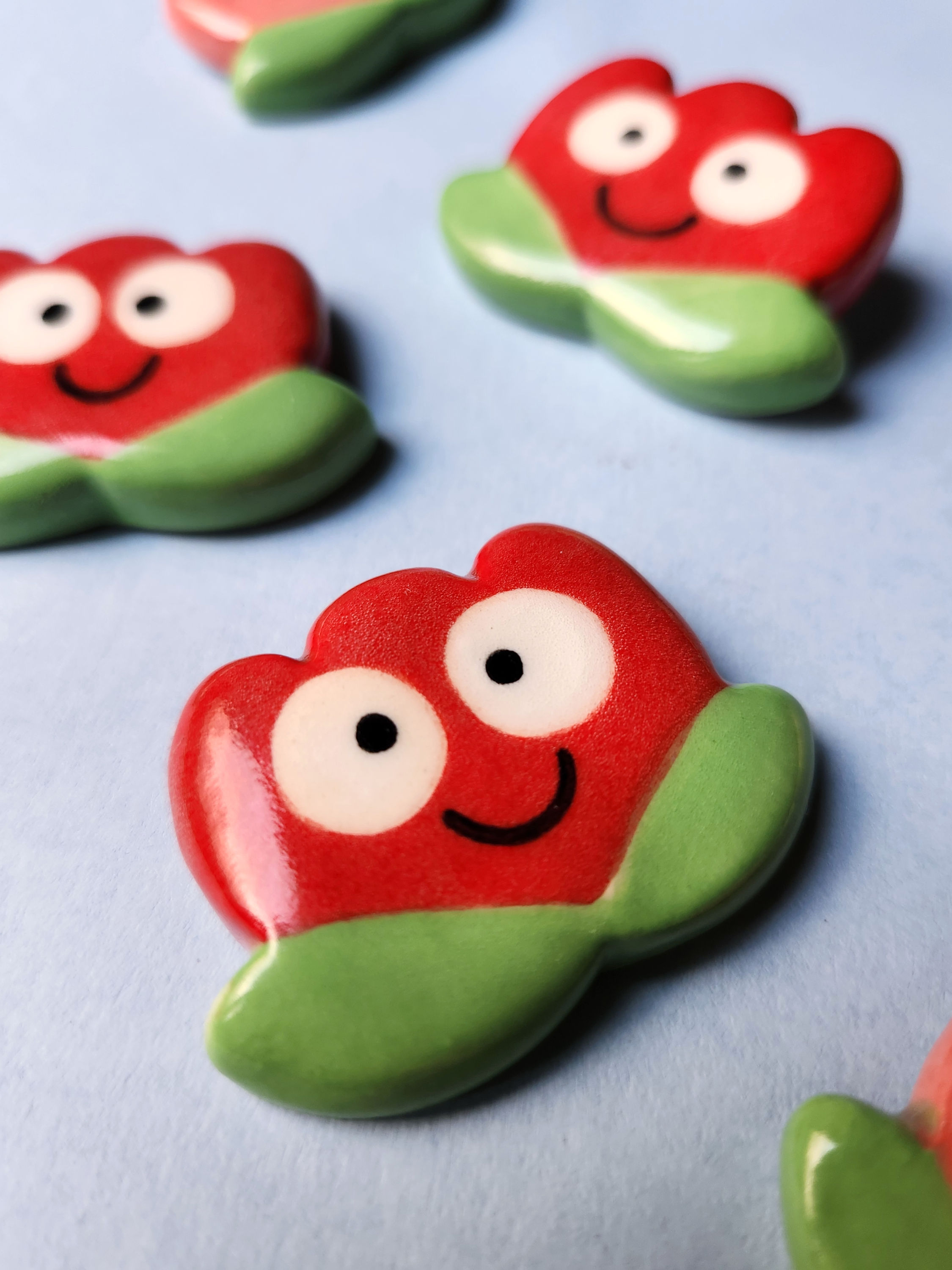 Red Tulip Pin/Magnet