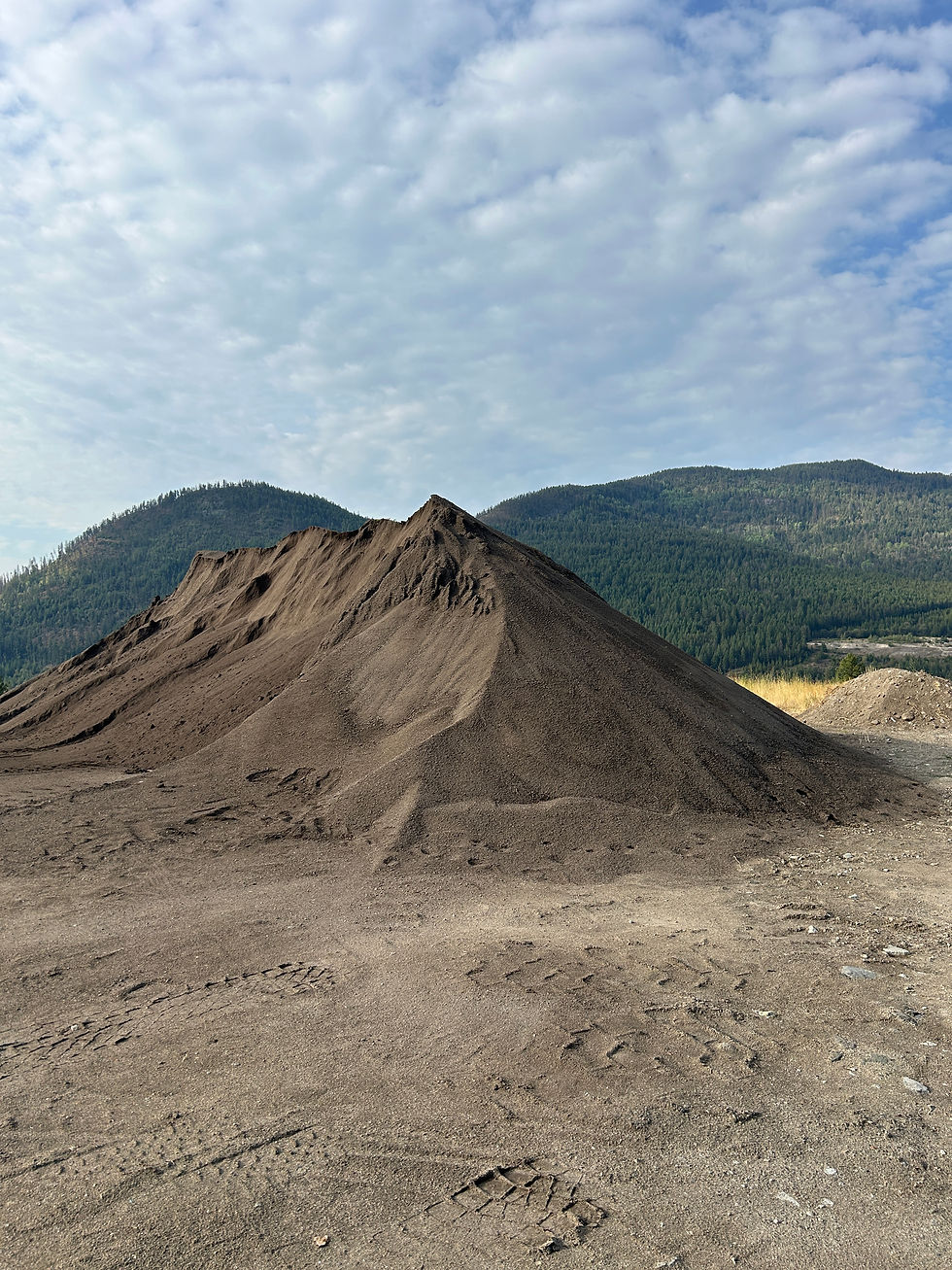 1/2" SCREENED TOPSOIL
