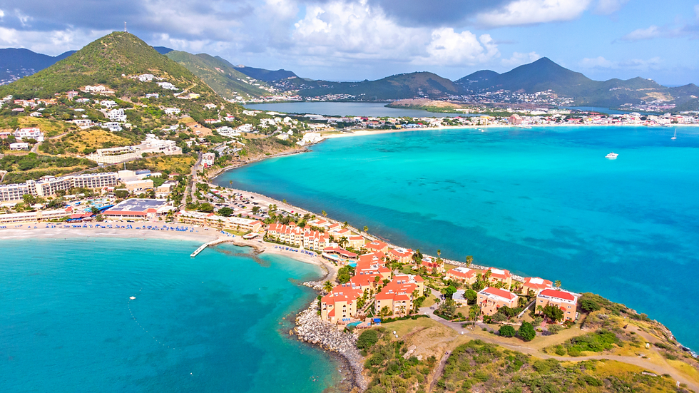 parasailing in Sint Maarten in Orient Bay