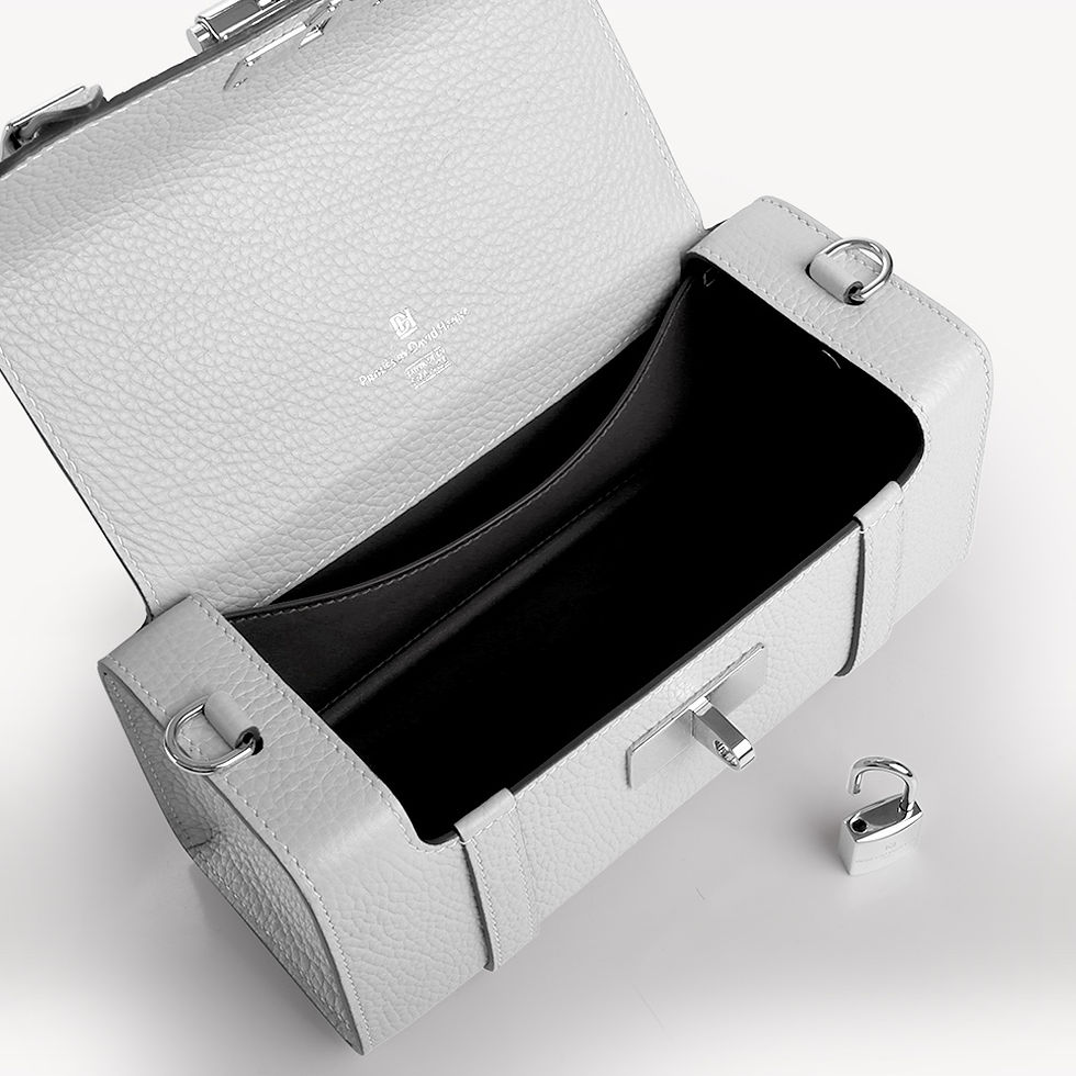 Thumbnail: Sac à main Diligent 23 cm en cuir de taurillon Blanc fabriqué en France