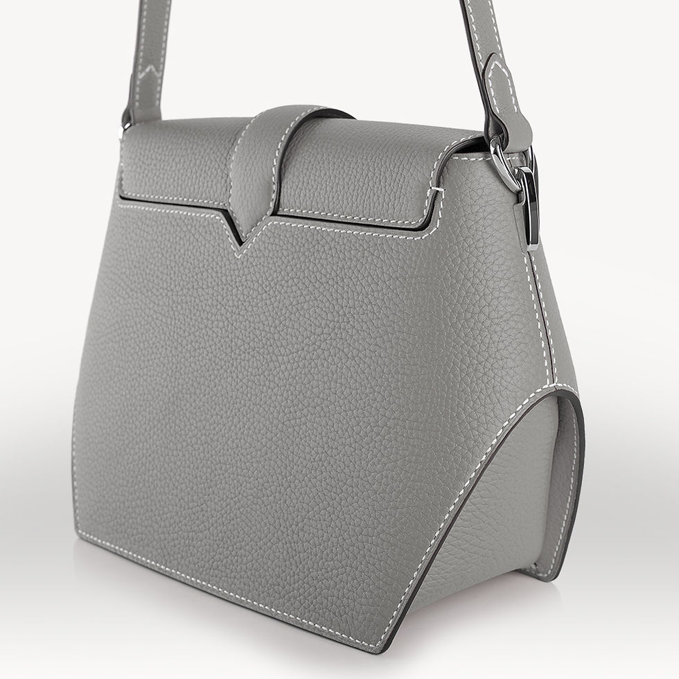 Thumbnail: Sac épaule Diamant 27 cm en cuir de taurillon gris souris fabriqué en France
