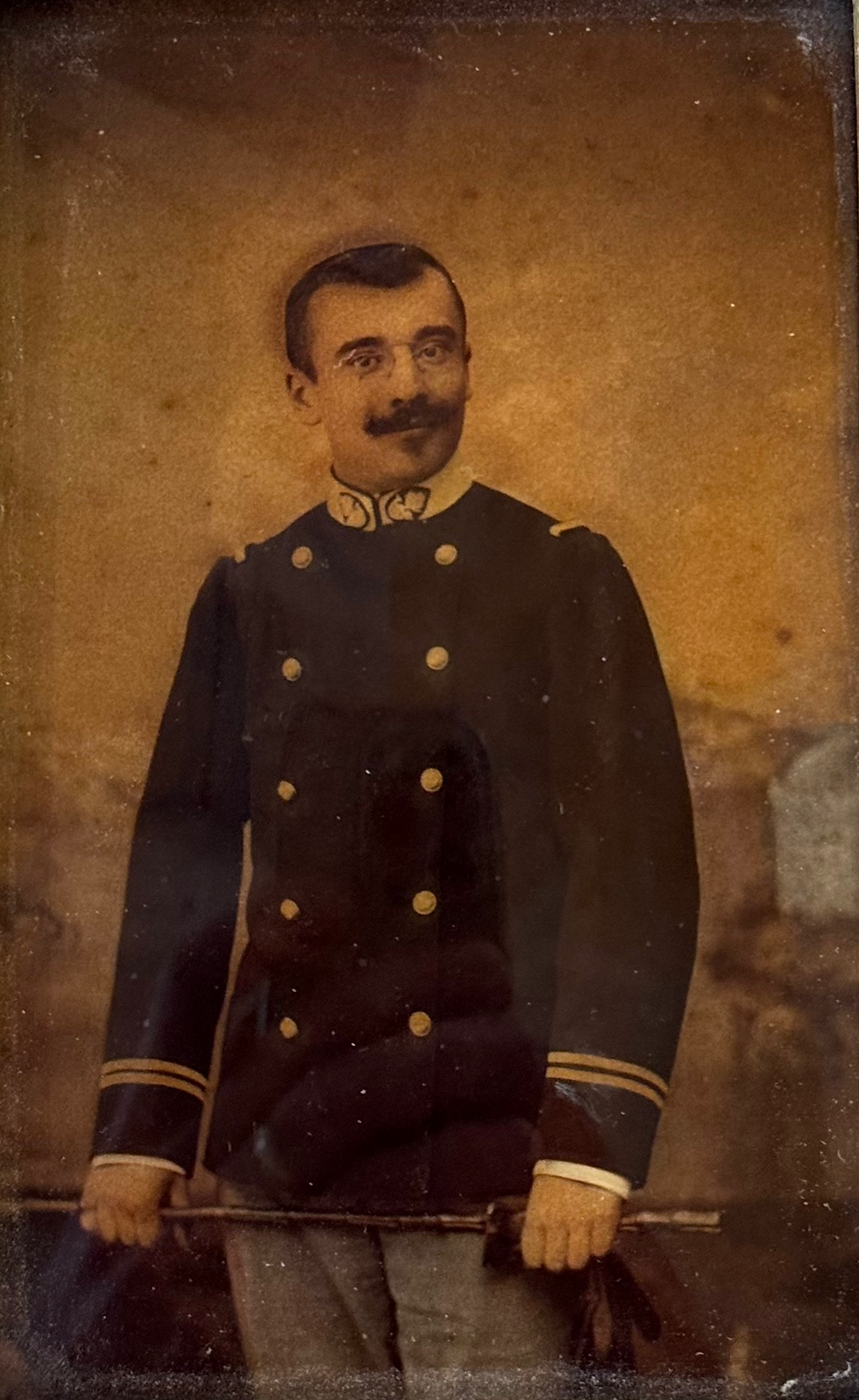 Thumbnail: Crystoleums d'un couple circa 1890