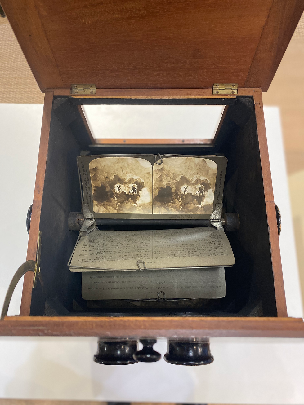 Thumbnail: Mahogany Viewer Kiosk
