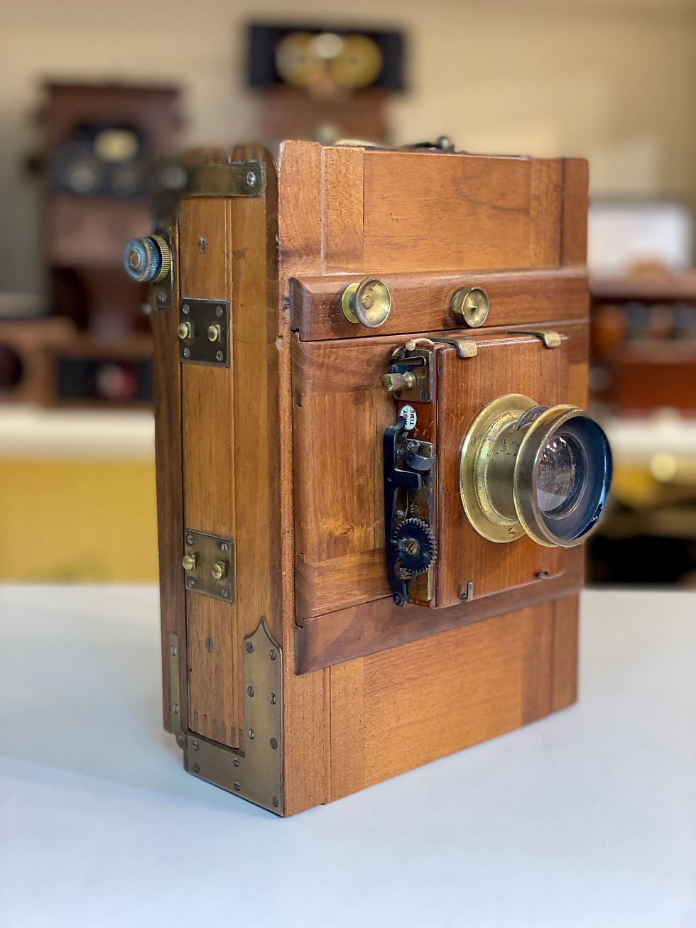 Thumbnail: Travel camera with shutter and DEROGY lens circa 1890