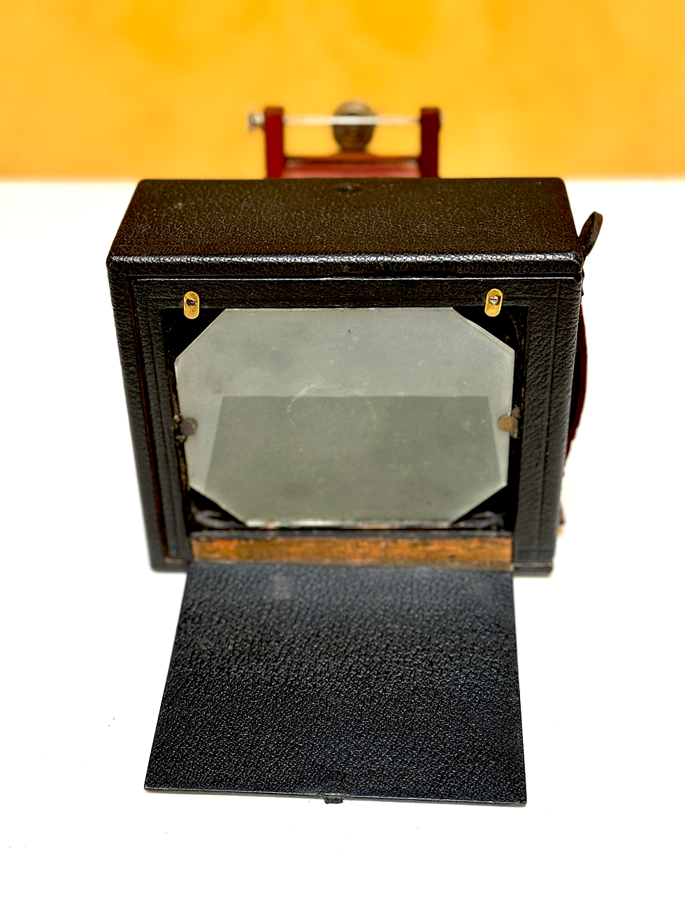 Thumbnail: Small 9x12 photographic camera Manhattan Optical