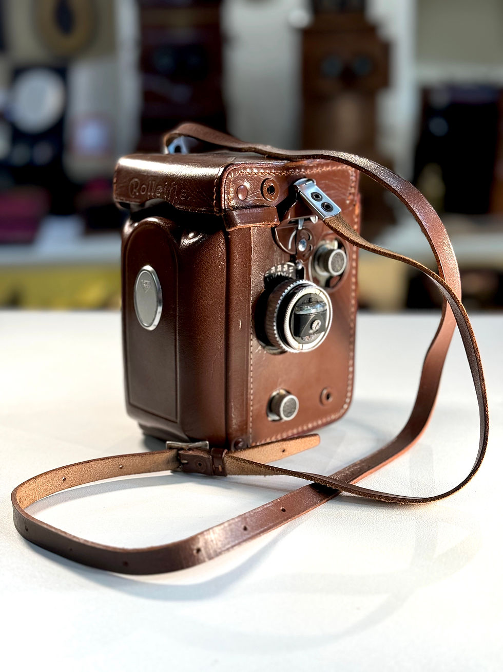 Thumbnail: Rolleiflex T1 Grey with Tessar 3.5/75 lens and case