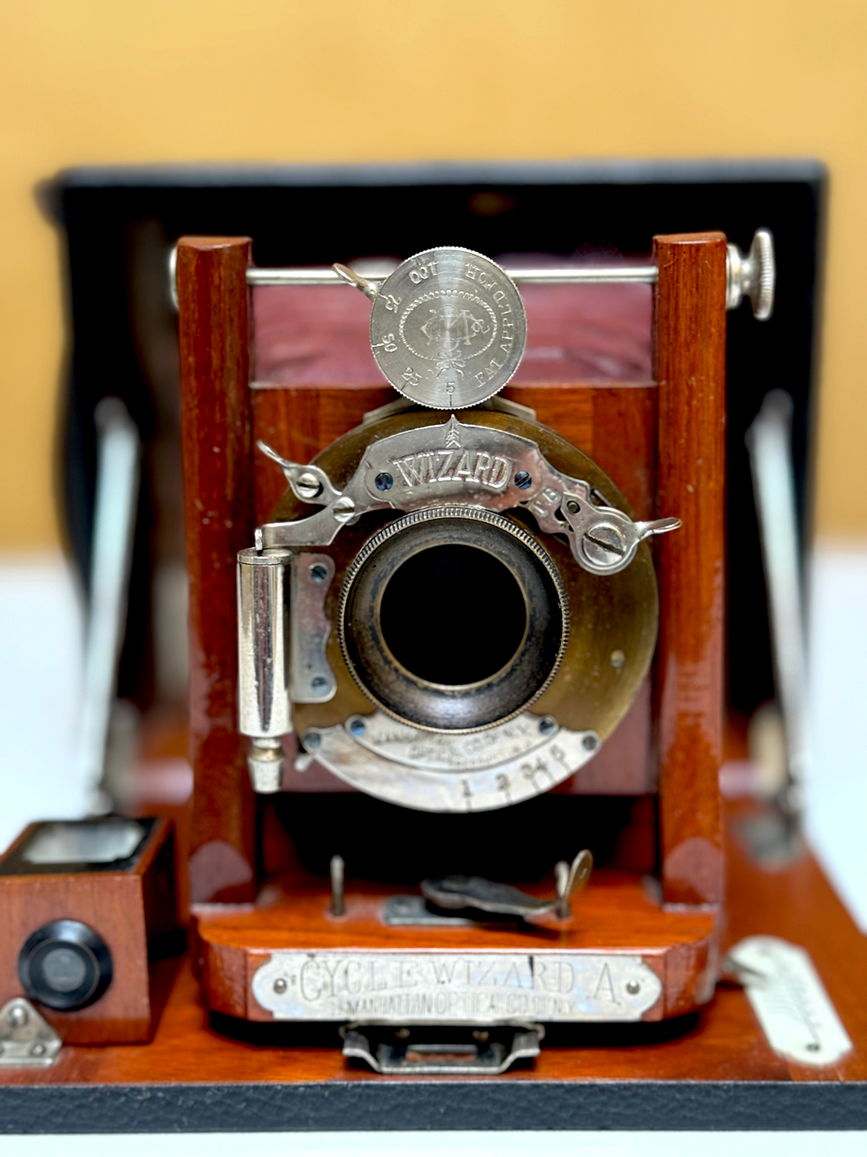 Thumbnail: Small 9x12 photographic camera Manhattan Optical