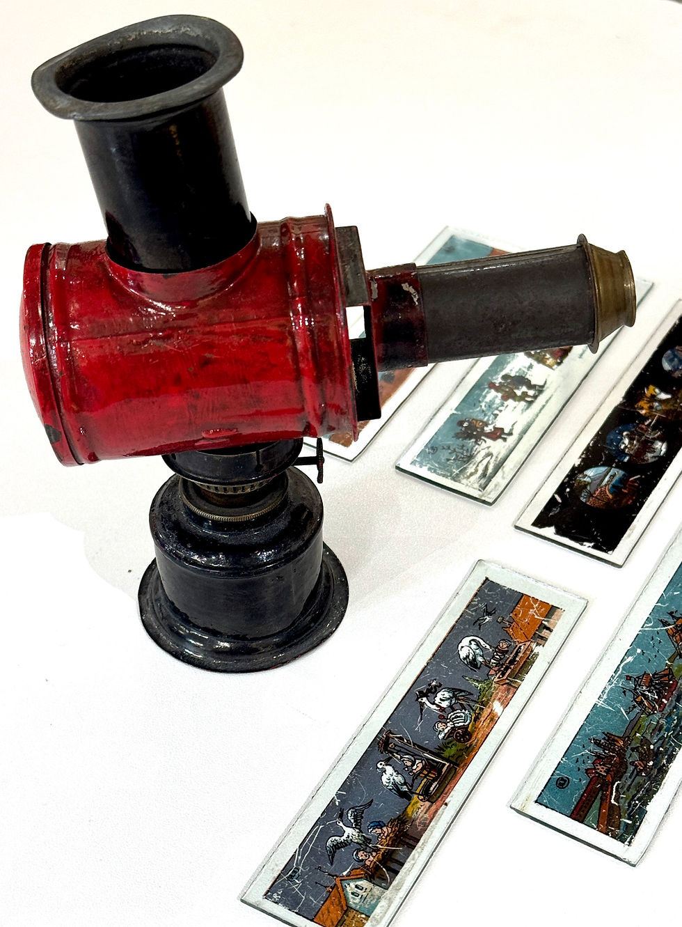 Miniature : Lanterne magique Ernst Plank dans son coffret  circa 1880