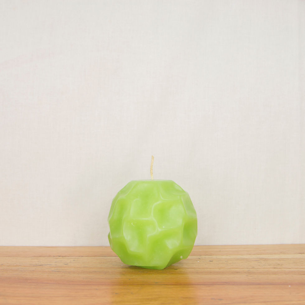 Thumbnail: Concave Ball Candle