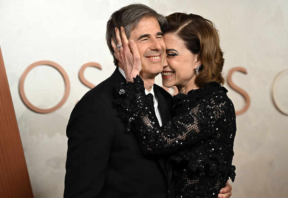 Foto de Fernanda Torres e Walter Salles, ambos presentes na produção de Ainda Estou Aqui
