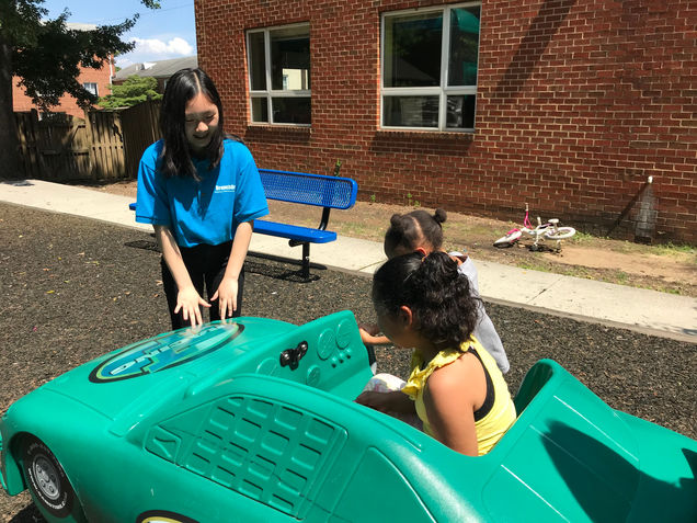 BranchOut! Mentors Reflect on Experiences at Patrick Henry Family Shelter