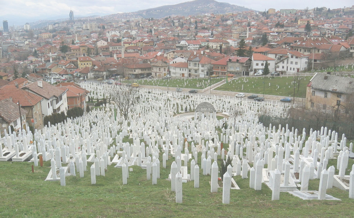 Sarajevo_martyrs_memorial_cemetery_2009_2_edited.jpg