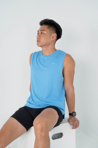 KUMO MUSCLE TANK IN STONE BLUE