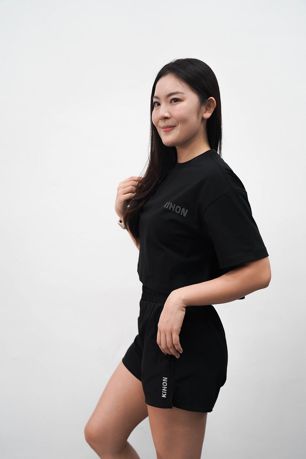 Thumbnail: Basic Oversized Logo Crop Top (Black)