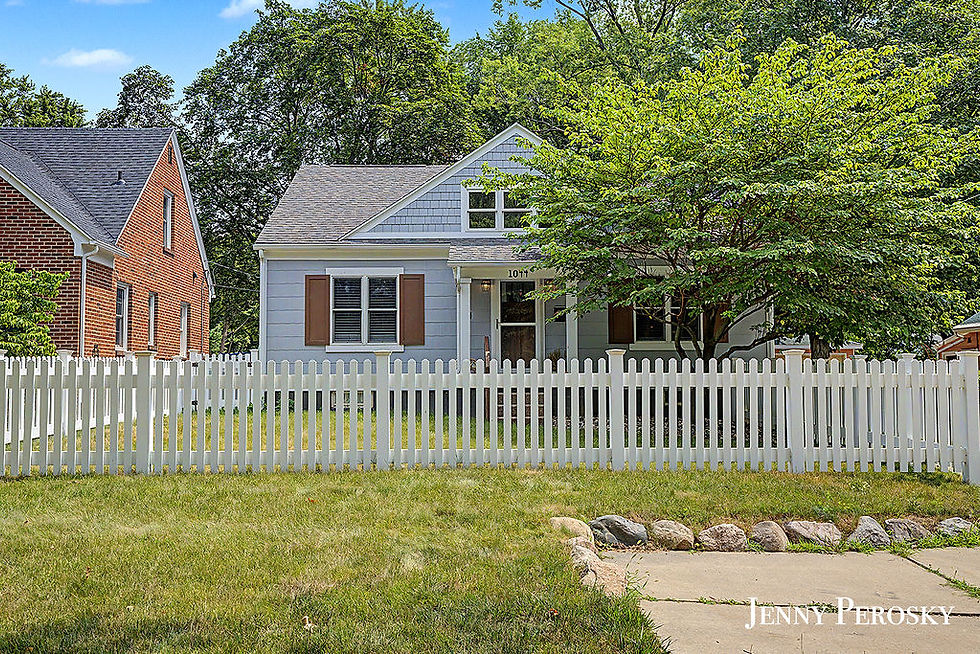 Walkable Living In East Grand Rapids