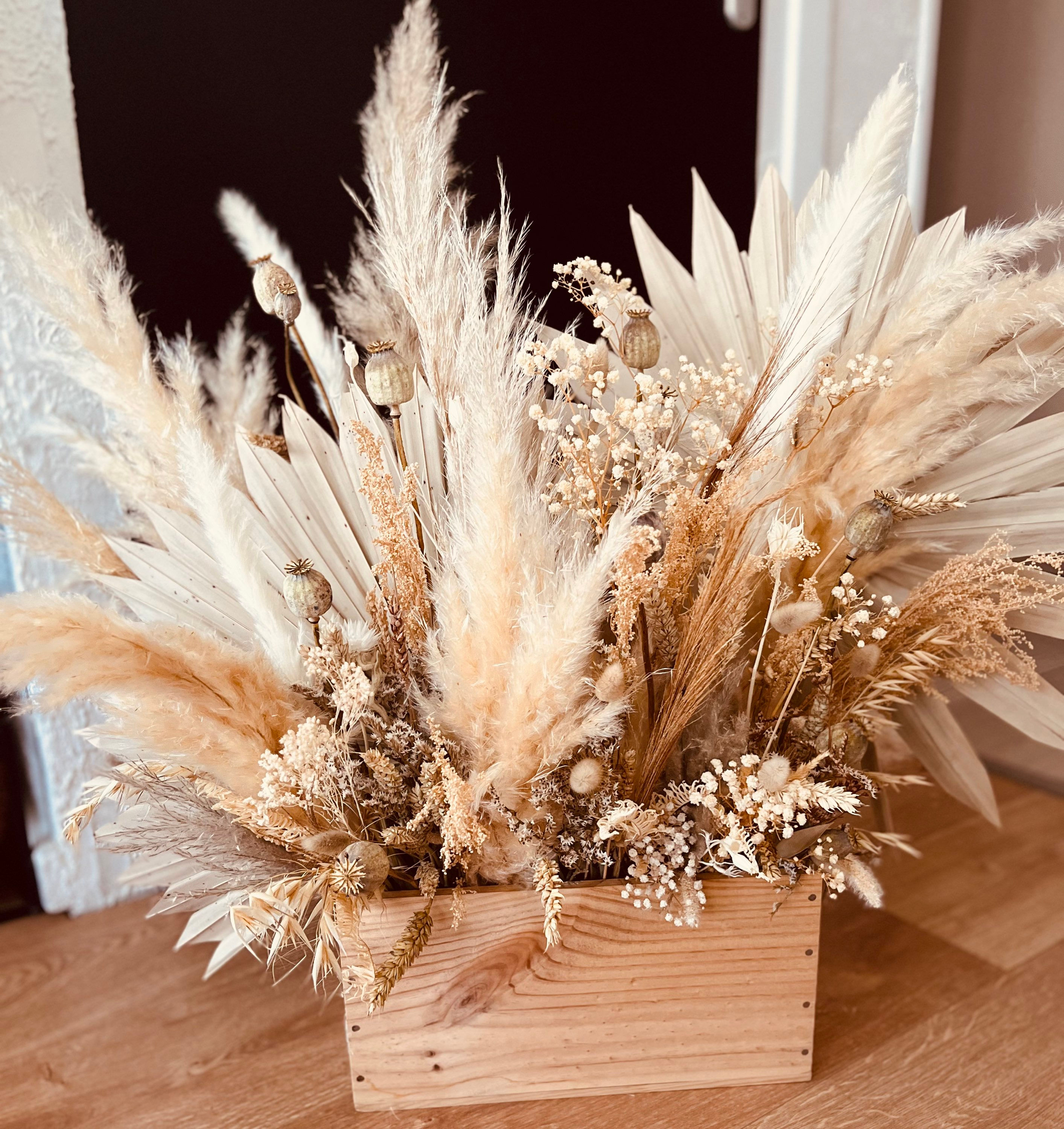 Composition de fleurs séchées naturelles