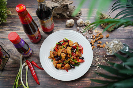 ไก่ผัดเม็ดมะม่วงหิมพานต์ Easy Cooking by Tops