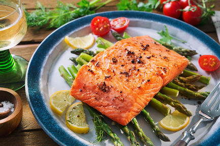 แนะนำเมนูเด็ดเชฟเอียน : ปลาแซลมอนอบ และซอสฮอลแลนด์เดส