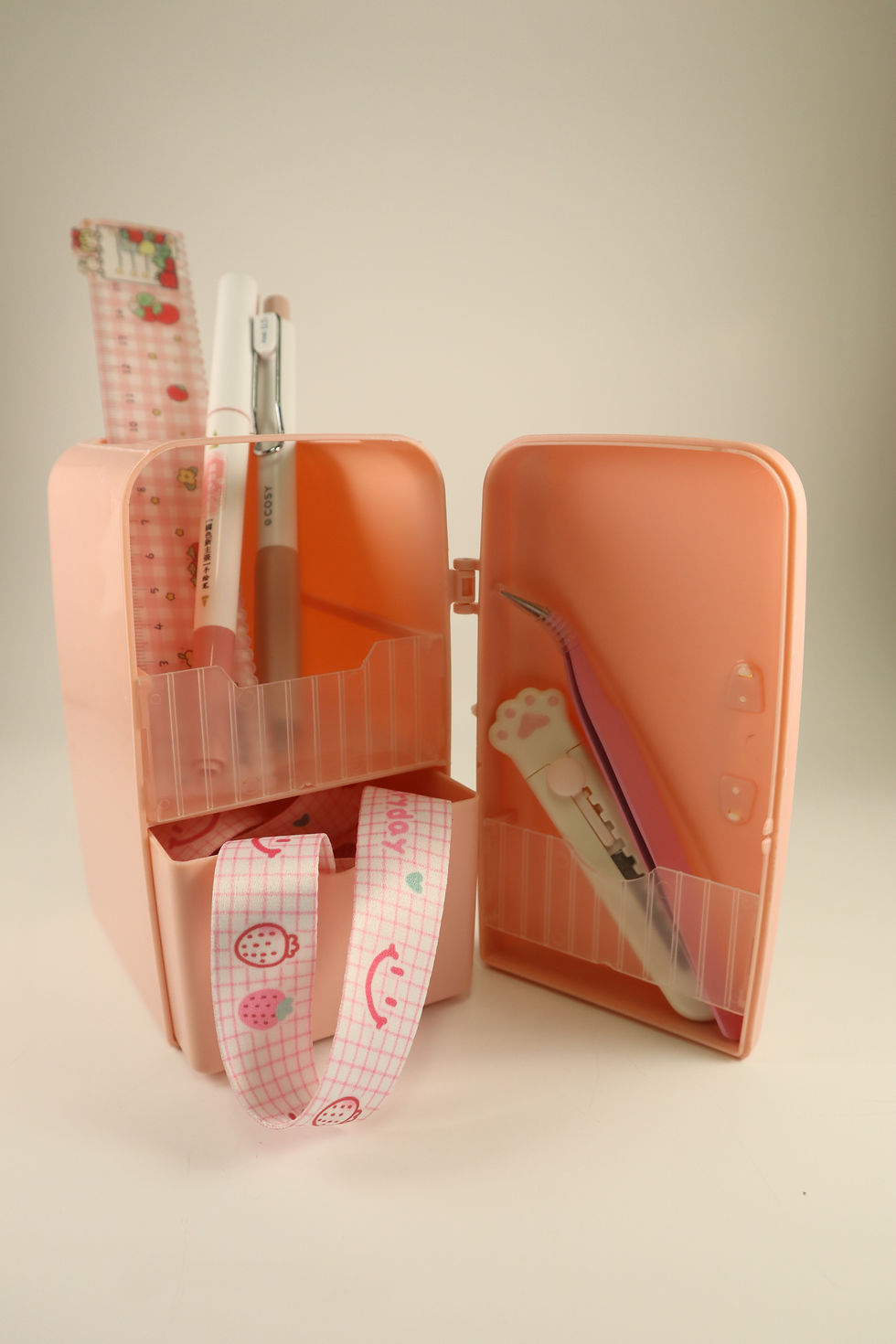 Thumbnail: Fridge Pen Holder