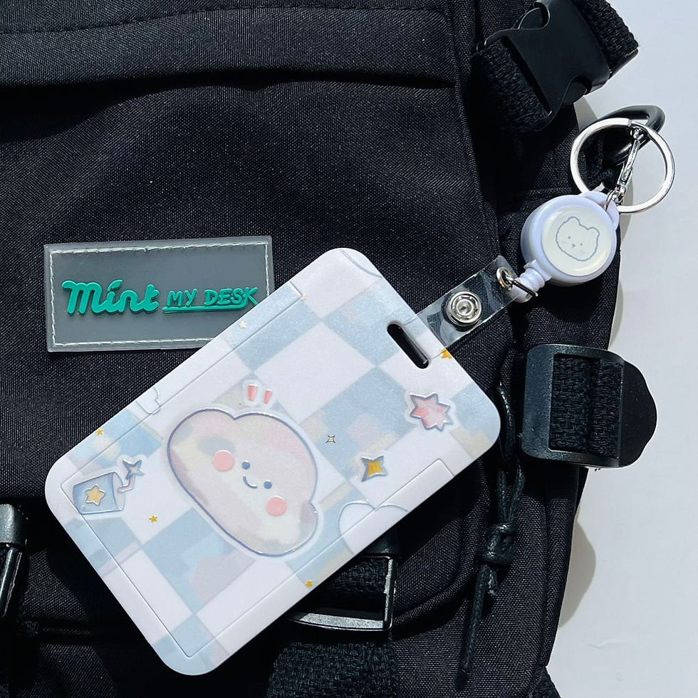 Thumbnail: Retractable Card holder