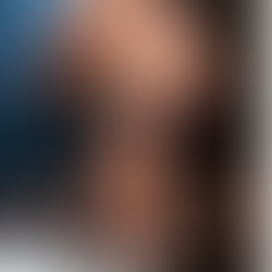 Not easy with heels 😮💨