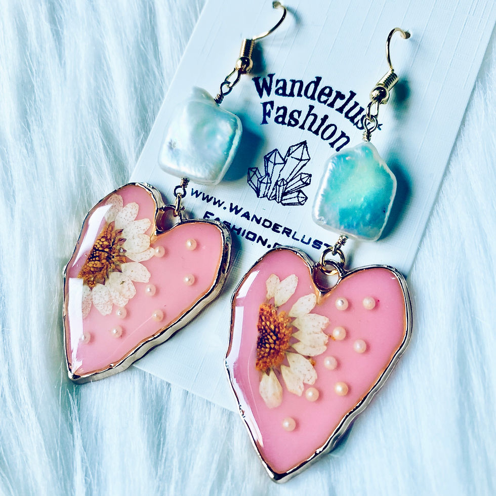 Thumbnail: Restless Heart Earrings