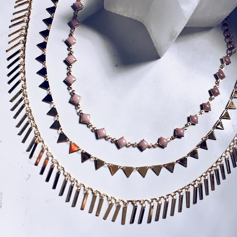 Thumbnail: Hypnotic Stacking Choker