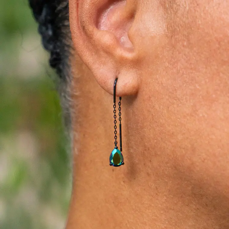 ER2156 - Black Scarabeaus Crystal Teardrop Linear Drop Earrings