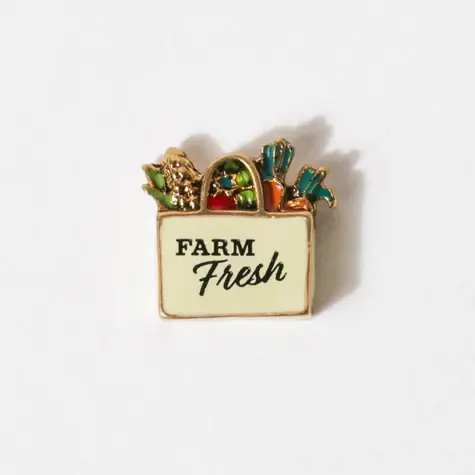 CH3706 Fall Farmers Market Basket of Produce Charm