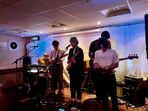 Van Houten, Uncle Keir and Bug Teeth at The New Headingley 19/08/2022