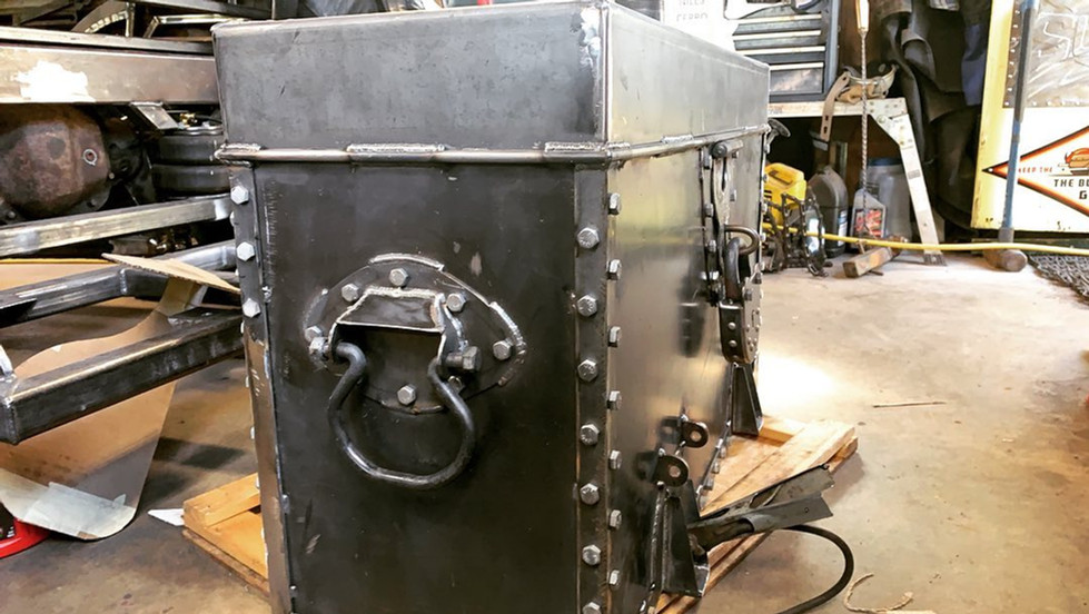 fuel tank 4