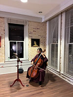 holiday art walk cellist.jpeg