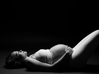 Can You Have a Painless Birth with Reiki?
What? Yes, it can happen!