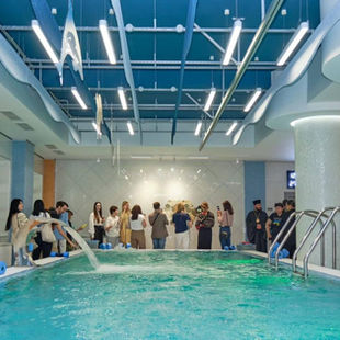 МЕЦЕНАТИ З СІЄТЛУ ХОЧУТЬ ПРОДОВЖИТИ СПІВПРАЦЮ З ФОНДОМ ЩОДО УПРАВЛІННЯ БАСЕЙНОМ ЛІКАРНІ "ОХМАТДИТ"