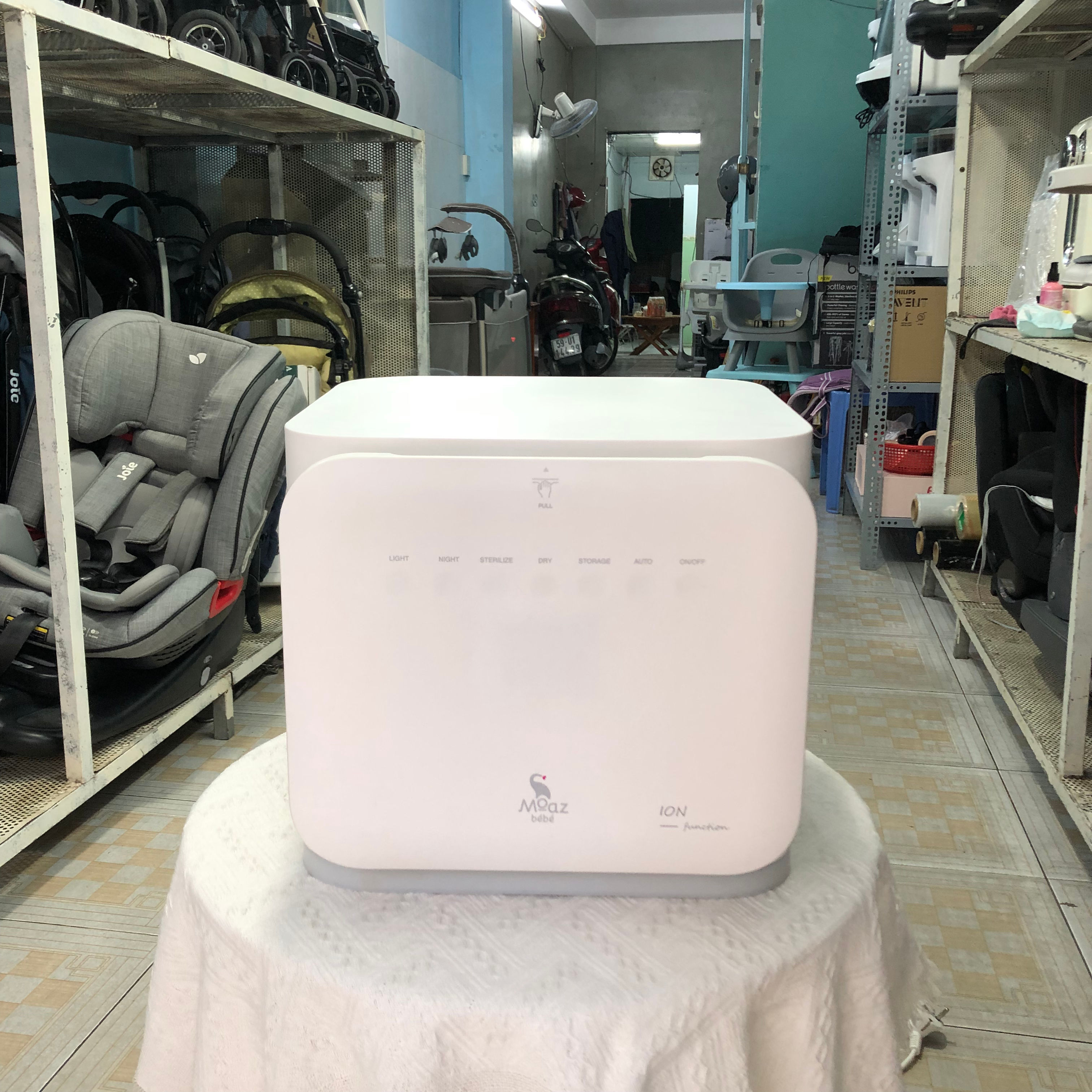 Máy tiệt trùng sấy khô bình sữa bằng tia UVC-ION Moaz BéBé MB089
