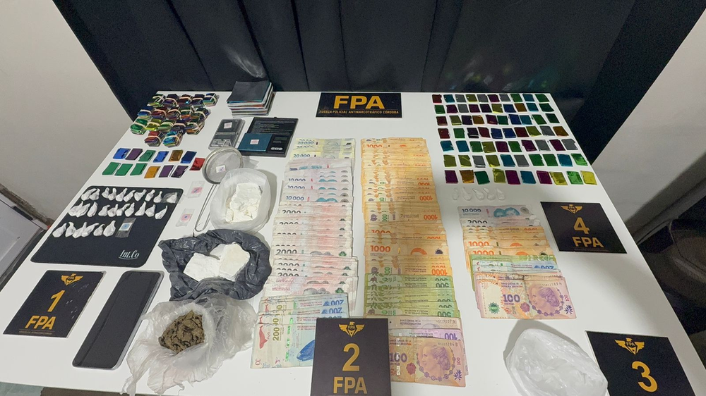 Cerraron un punto de venta de drogas y detuvieron a tres personas