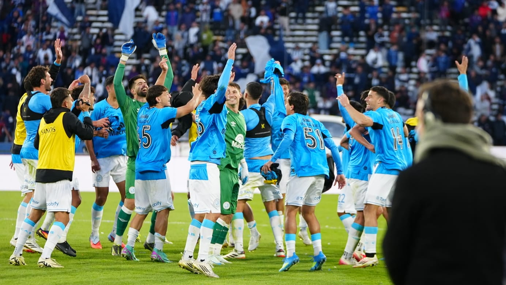 Belgrano se quedó con el clásico cordobés y clasificó a cuartos de final