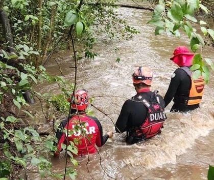 A 150 metros del último avistamiento: Encontraron sin vida al joven arrastrado por la corriente