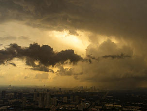 Calor extremo y humedad: anticipan días agobiantes y tormentas intensas en el centro del país