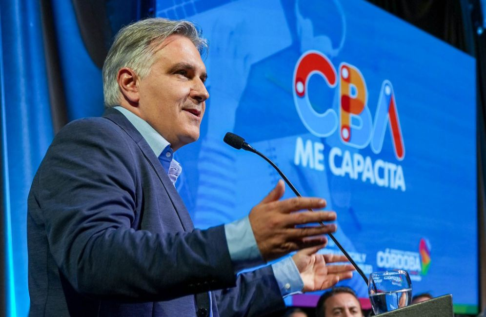 Llaryora endureció su reclamo por el Pami y apuntó contra la Nación