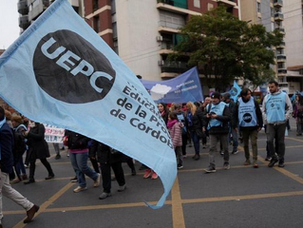 Córdoba sin clases: el gobierno pide suspender la medida y promete una nueva oferta
