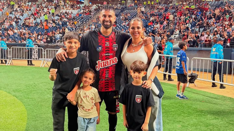La desesperación de un futbolista cordobés que busca a su familia tras el terremoto en Venezuela: “oren por ellos”