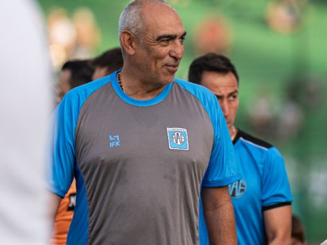 Estudiantes puso fin al ciclo de Iván Delfino como director técnico del equipo