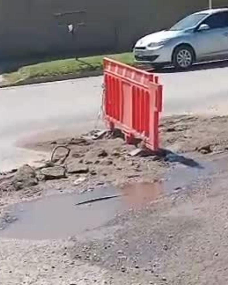 Una vecina denuncia que no puede usar su garage desde hace dos meses