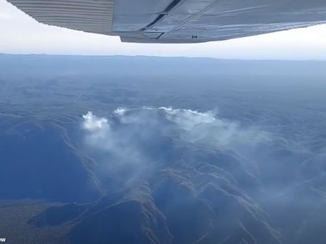 Controlaron el incendio en La Población, pero sigue activo el foco de Guasapampa