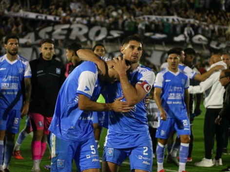 Estudiantes perdió 1-0 en Caseros y definirá la serie en el Candini